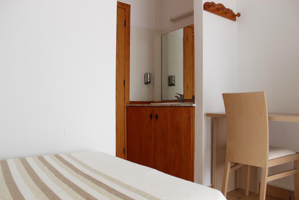 Habitación doble economica Tabarca · Hostal Masín